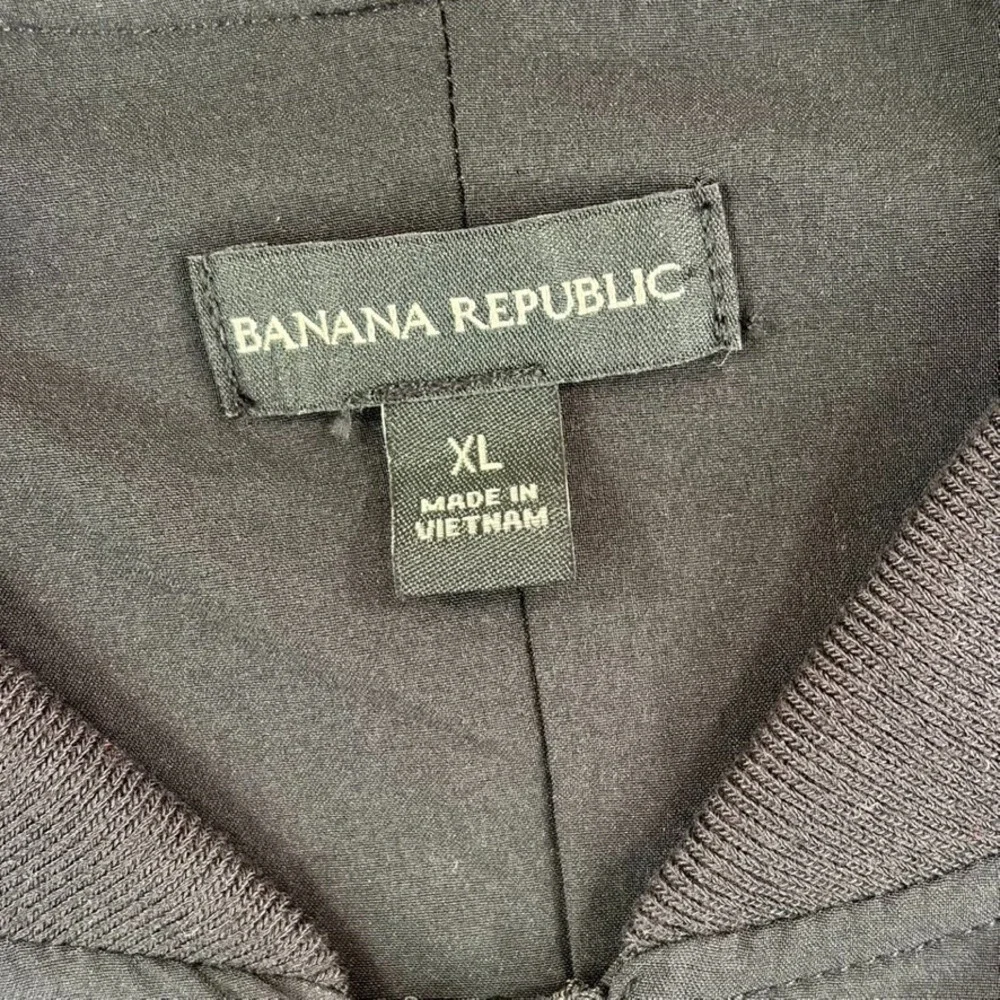 Banana Republic‎ Performance Bomber Jacket in Black Men XL Full Zip NWOT $139